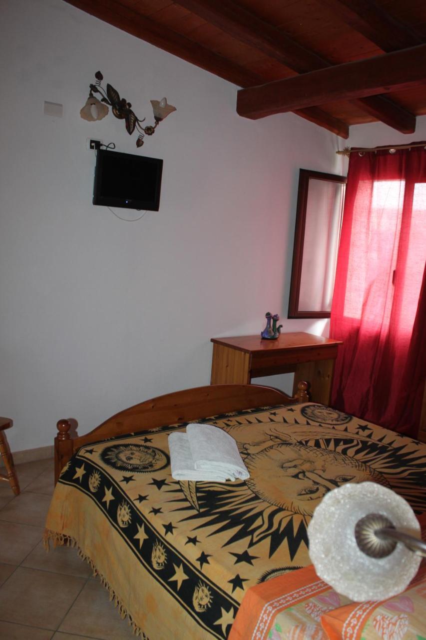 B&B Sotto Le Stelle Vacanze Bari Sardo Exterior photo